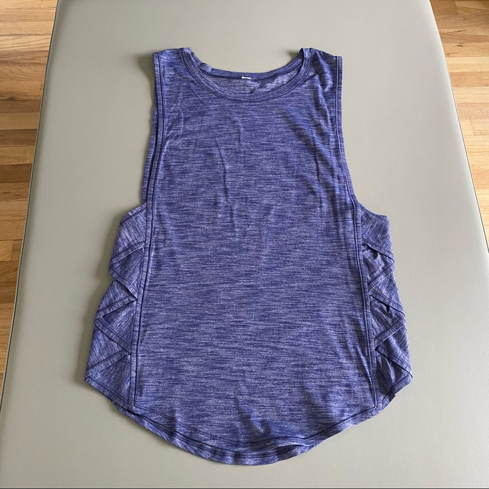 Lululemon Muscle Tank - Size 4